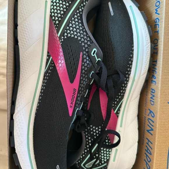 Brooks Ghost 14 - Picture 2 of 5